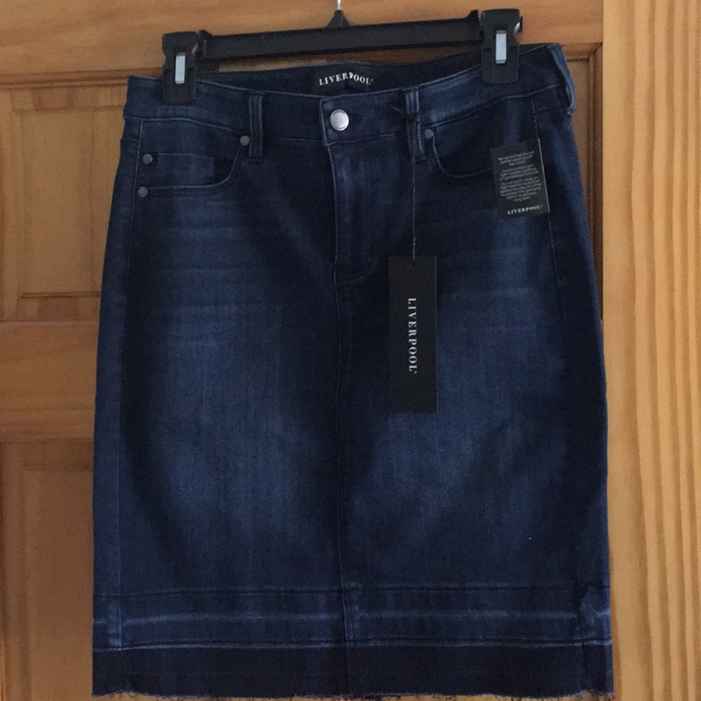 Denim skirt